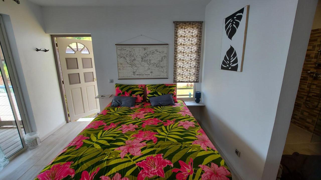 Studio Vaimiti Pour 2 Personnes Vue Mer Et Moorea Faaa Ngoại thất bức ảnh